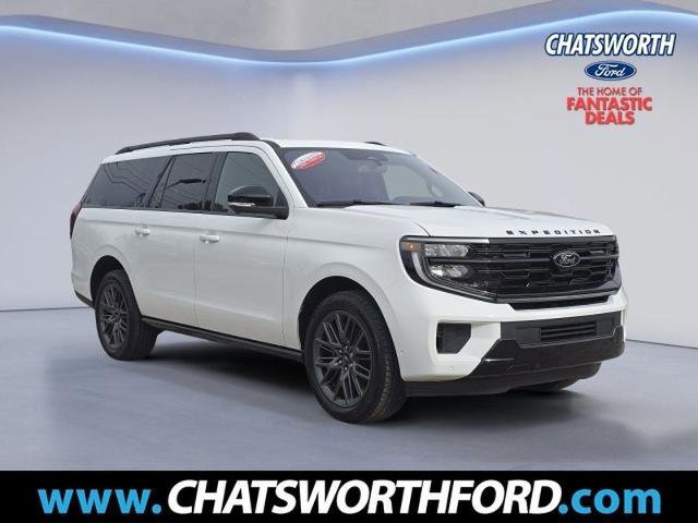 Certified 2025 Ford Expedition Max Platinum w/ Stealth Performance Package image 4