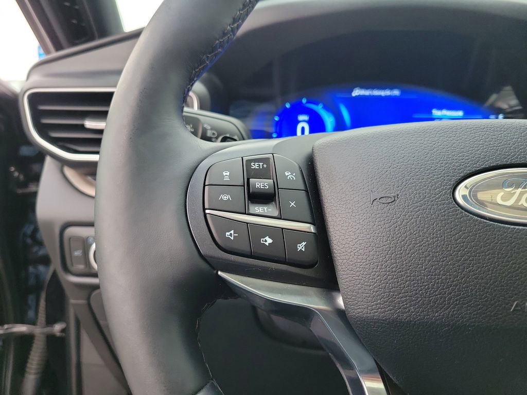 Certified 2020 Ford Explorer Platinum image 23