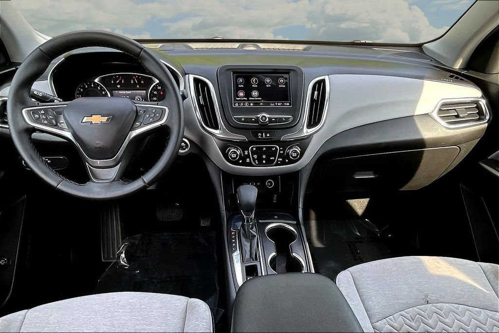 Used 2023 Chevrolet Equinox LT FWD image 9