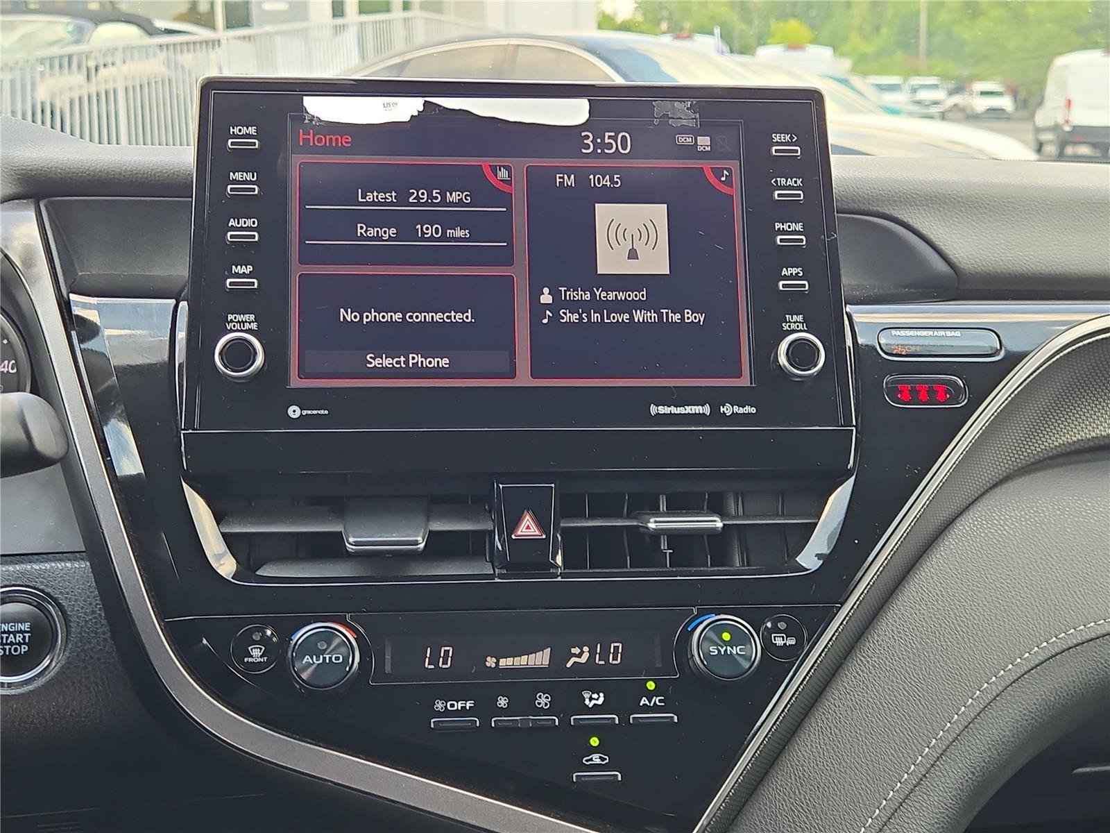 Used 2024 Toyota Camry XSE FWD image 17