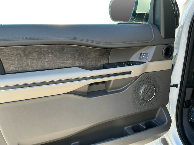 Certified 2021 Ford Expedition Max Limited AWD/4WD image 11