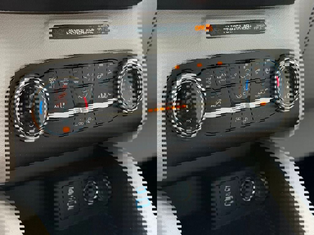 Certified 2023 Ford Escape Active image 32