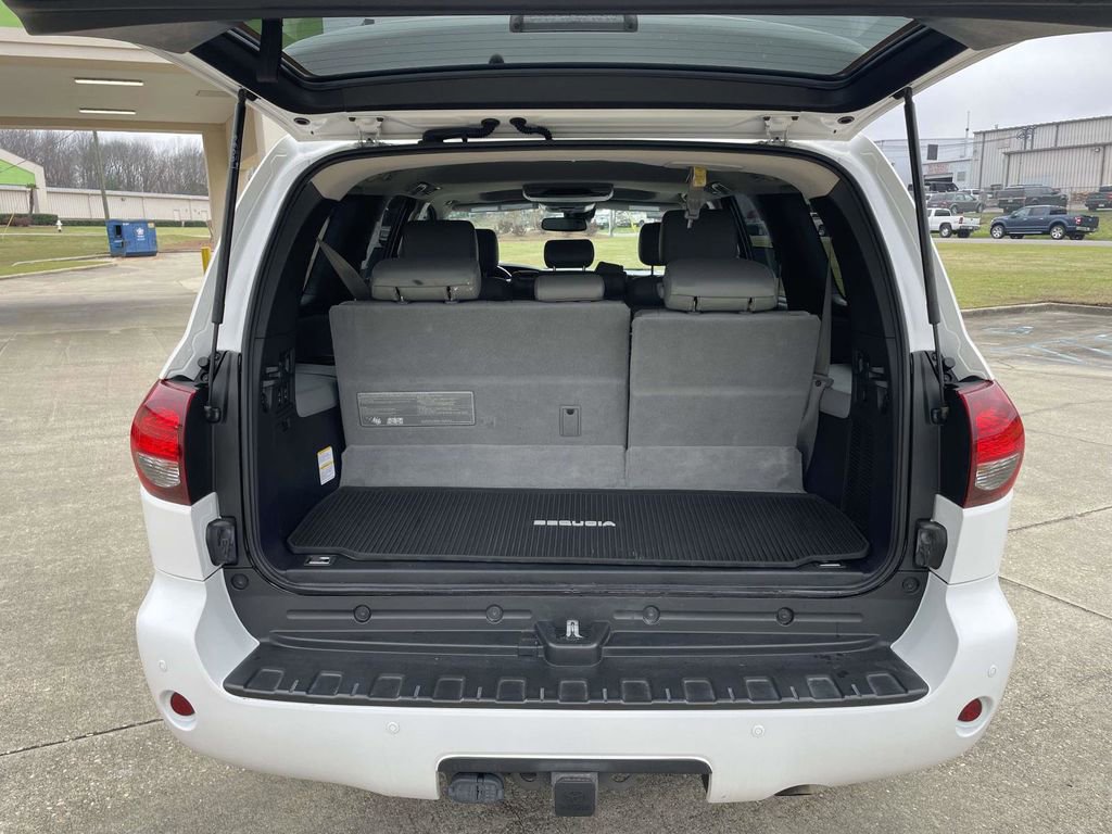 Used 2020 Toyota Sequoia SR5 w/ Premium Package image 10