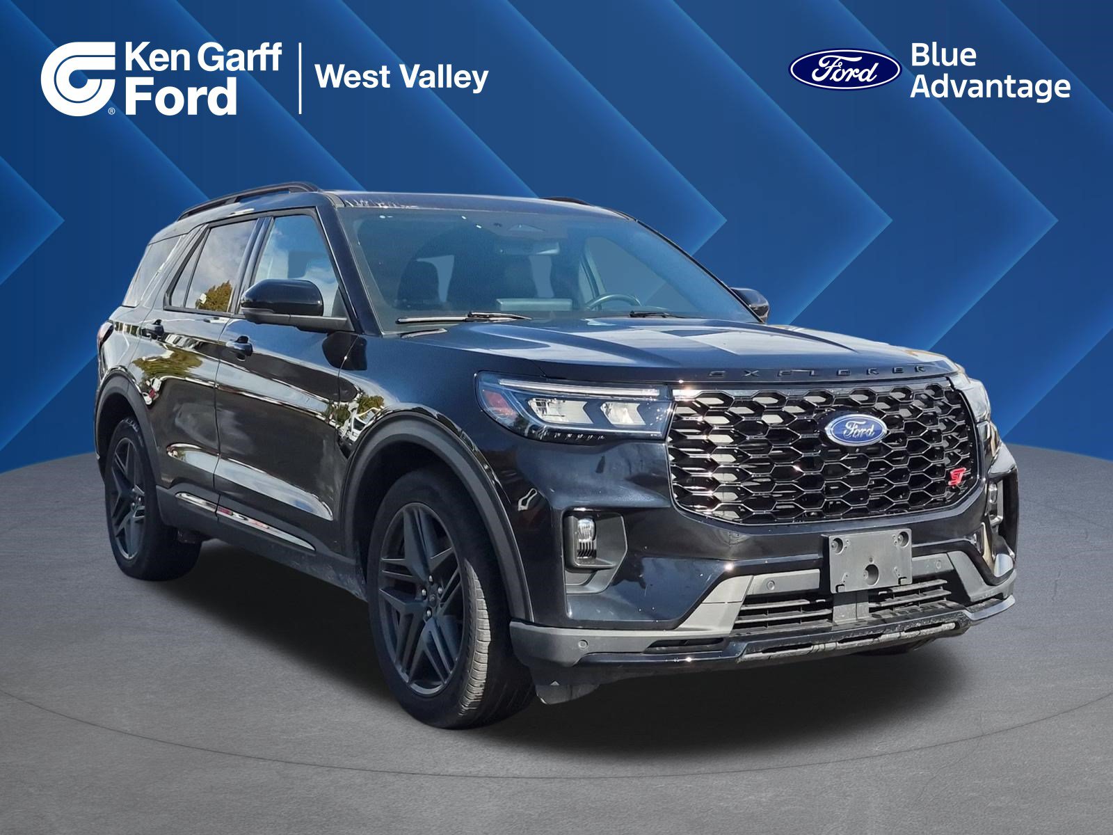 Certified 2025 Ford Explorer ST AWD/4WD image 1