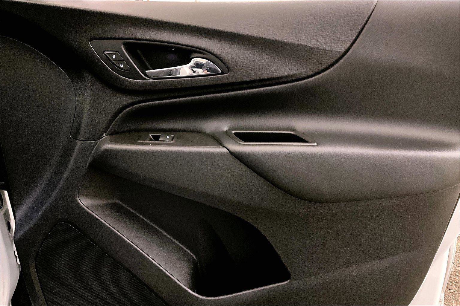 Used 2020 Chevrolet Equinox LT image 23