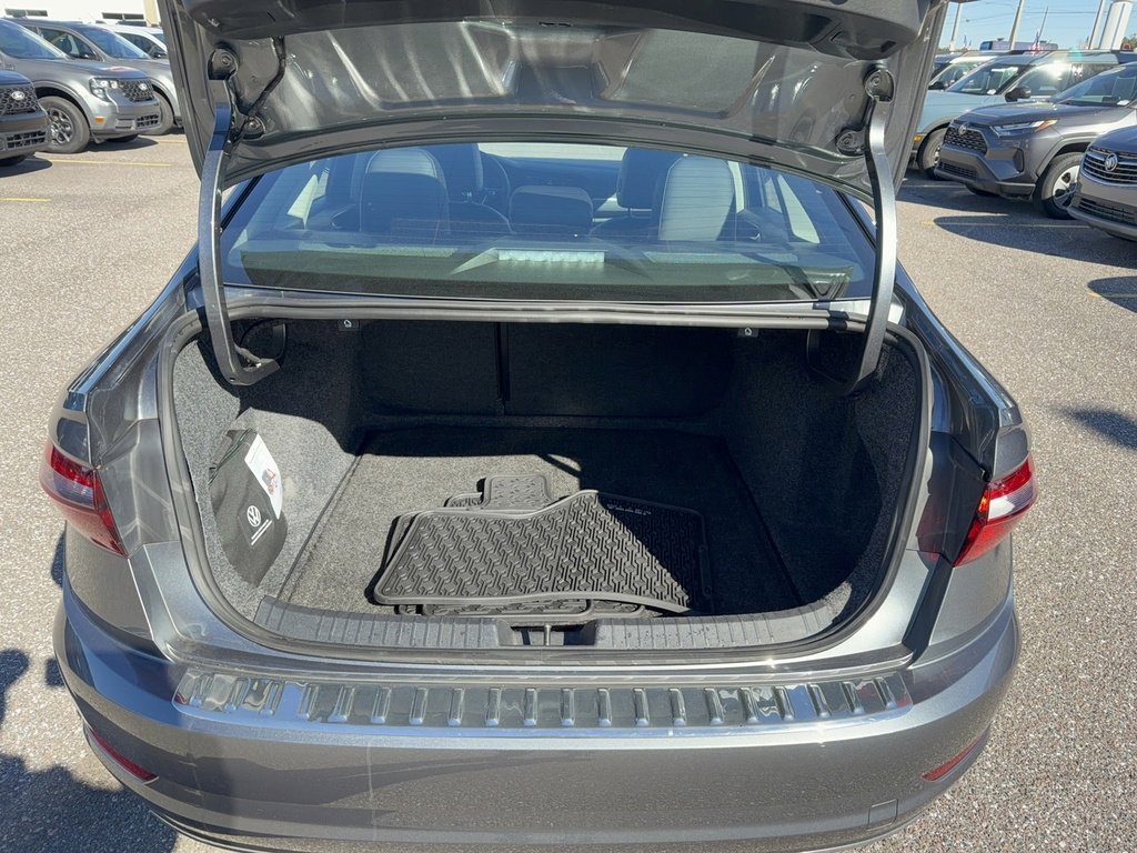 Used 2021 Volkswagen Jetta SE image 7