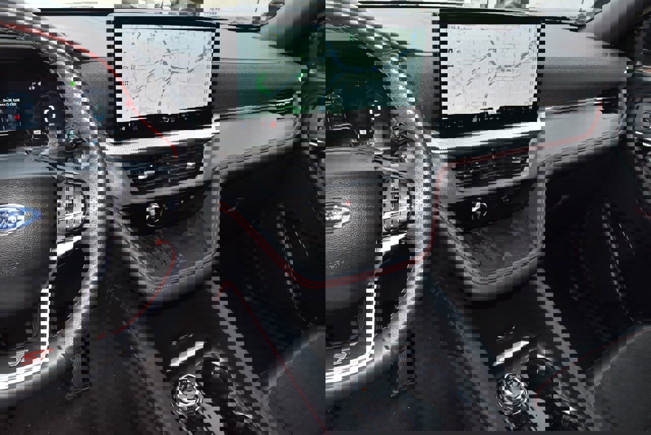 Certified 2025 Ford Explorer ST image 28