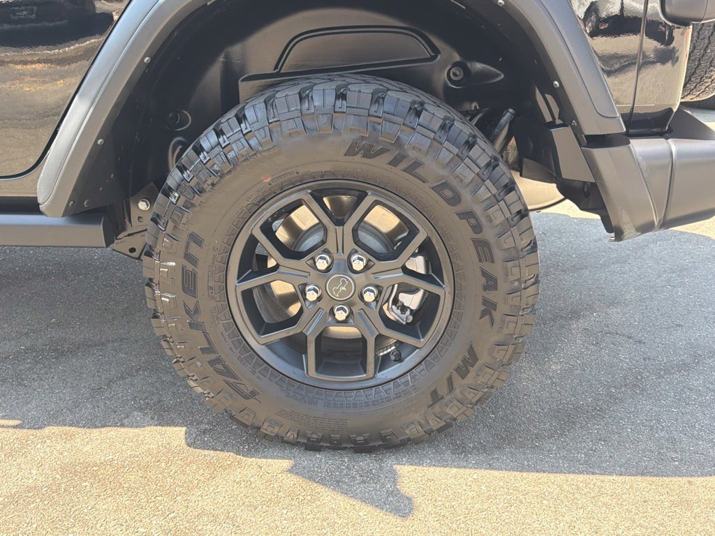 Used 2025 Jeep Wrangler Unlimited Sport AWD/4WD image 20
