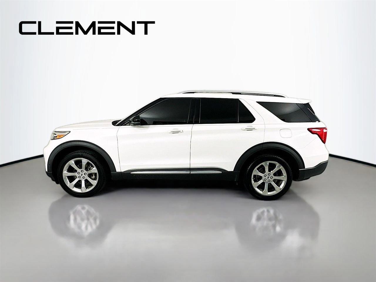 Certified 2020 Ford Explorer Platinum w/ Premium Technology Package image 4