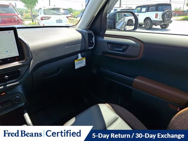 Certified 2025 Ford Bronco Sport Outer Banks w/ Outer Banks Tech Package+ AWD/4WD image 17