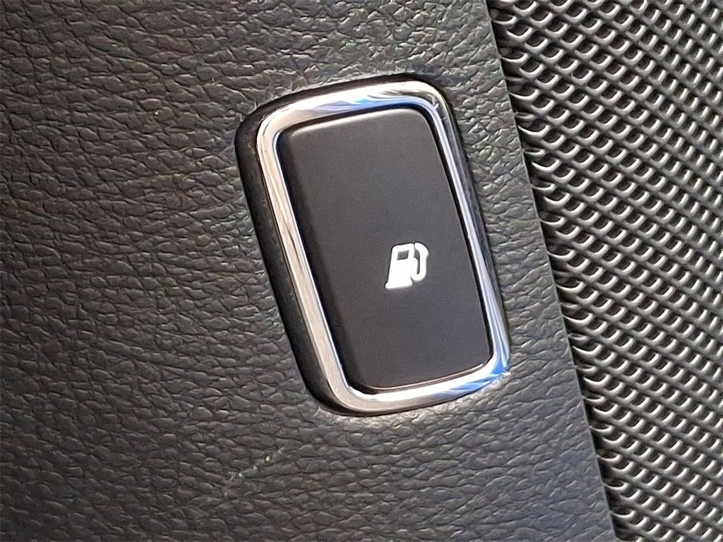 Certified 2018 Ford Fusion S image 27