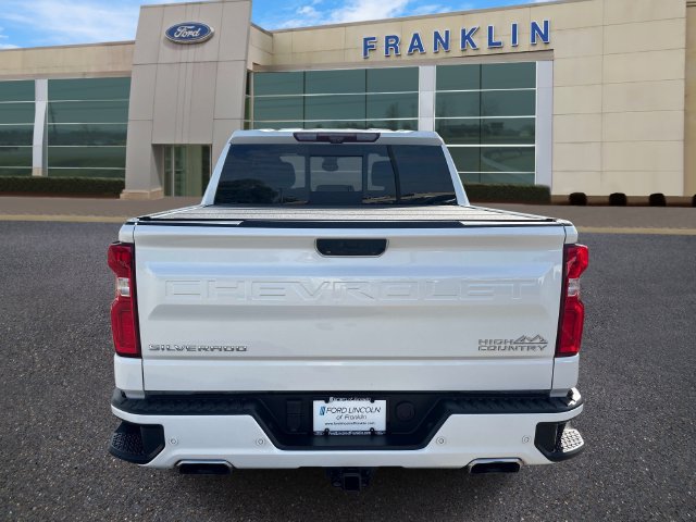 Used 2023 Chevrolet Silverado 1500 High Country w/ Technology Package AWD/4WD image 6