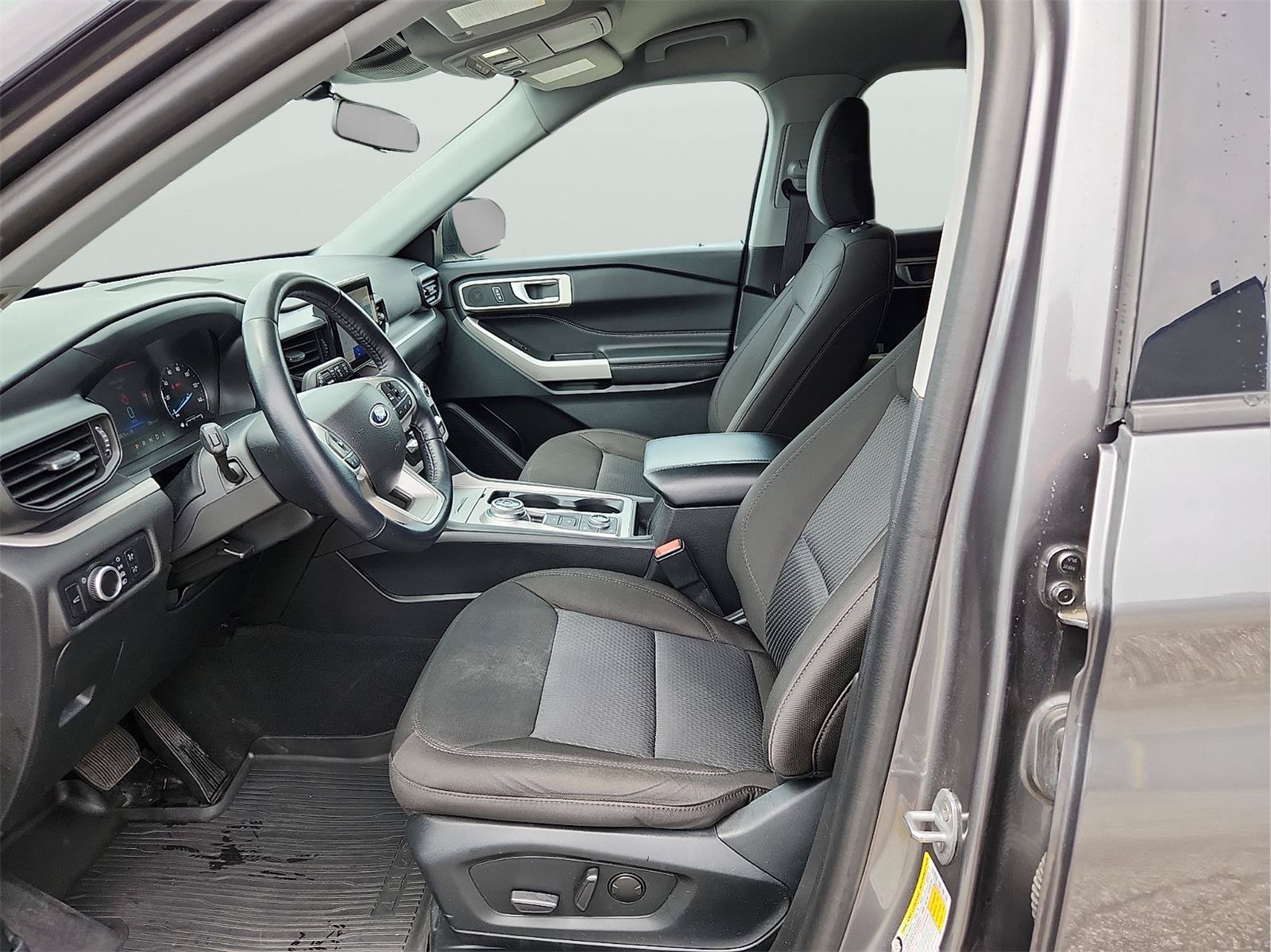 Certified 2023 Ford Explorer XLT AWD/4WD image 11