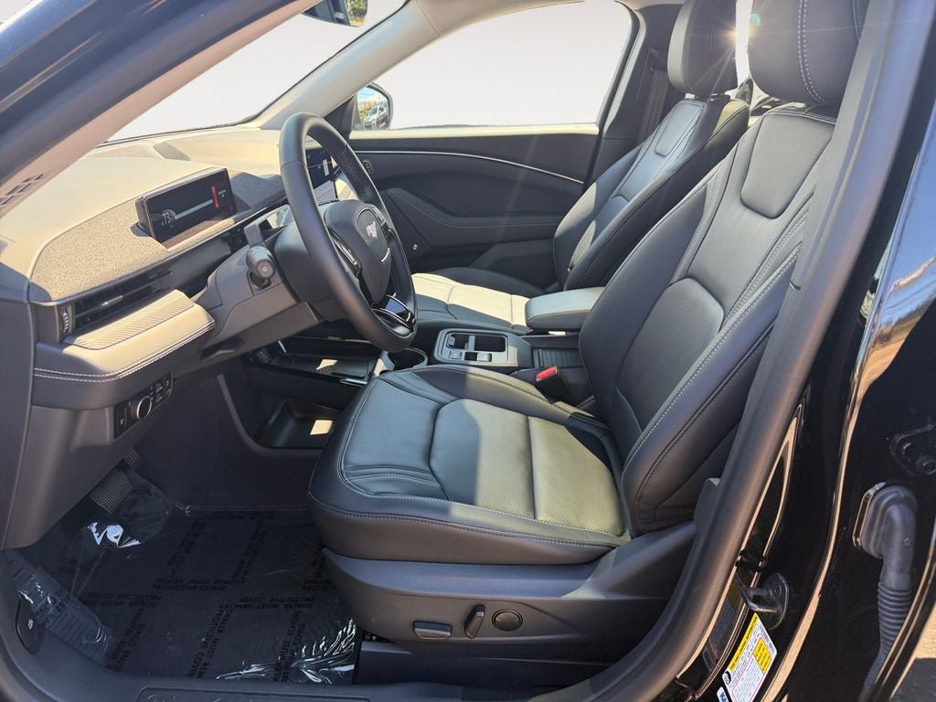 Certified 2025 Ford Mustang Mach-E Premium AWD/4WD image 6