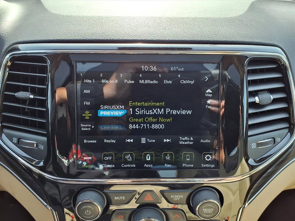 Used 2021 Jeep Grand Cherokee Limited image 20