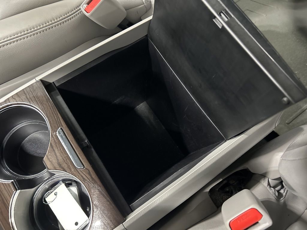 Used 2020 Toyota Sienna XLE FWD image 24
