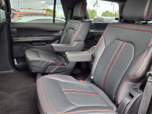 Certified 2022 Ford Expedition Limited AWD/4WD image 8