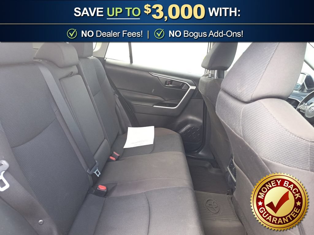 Used 2025 Toyota RAV4 LE AWD/4WD image 22