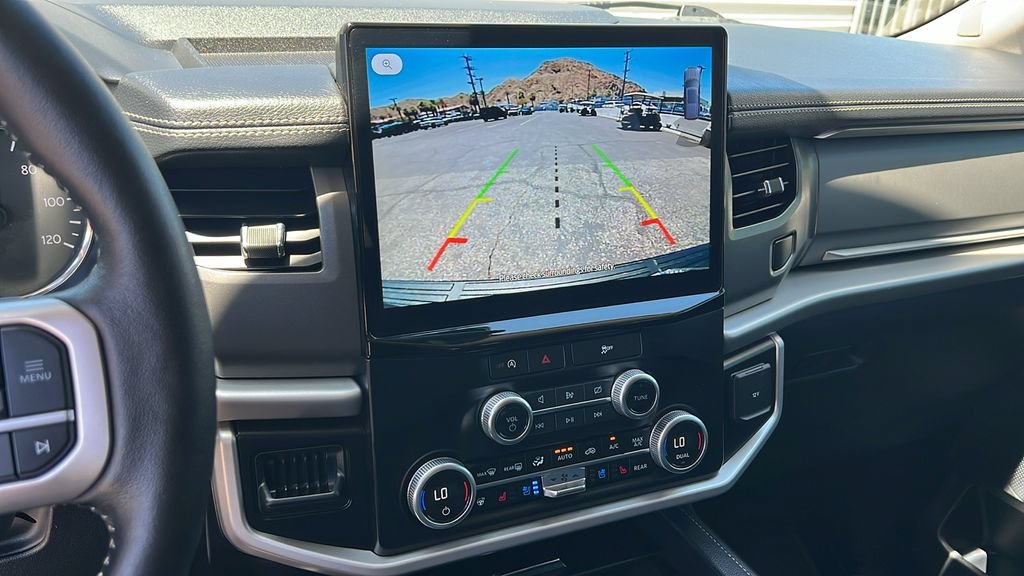 Certified 2024 Ford Expedition XLT RWD image 19