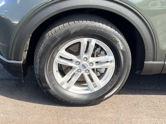 Certified 2023 Ford Explorer XLT w/ Equipment Group 202A AWD/4WD image 9