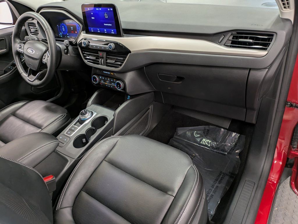 Certified 2022 Ford Escape SEL w/ Technology Package image 29