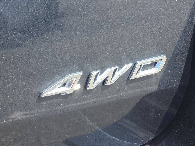 Certified 2022 Ford Explorer XLT w/ Equipment Group 202A AWD/4WD image 4