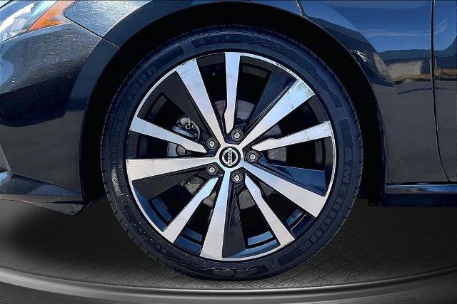 Used 2021 Nissan Altima 2.5 SR FWD image 9