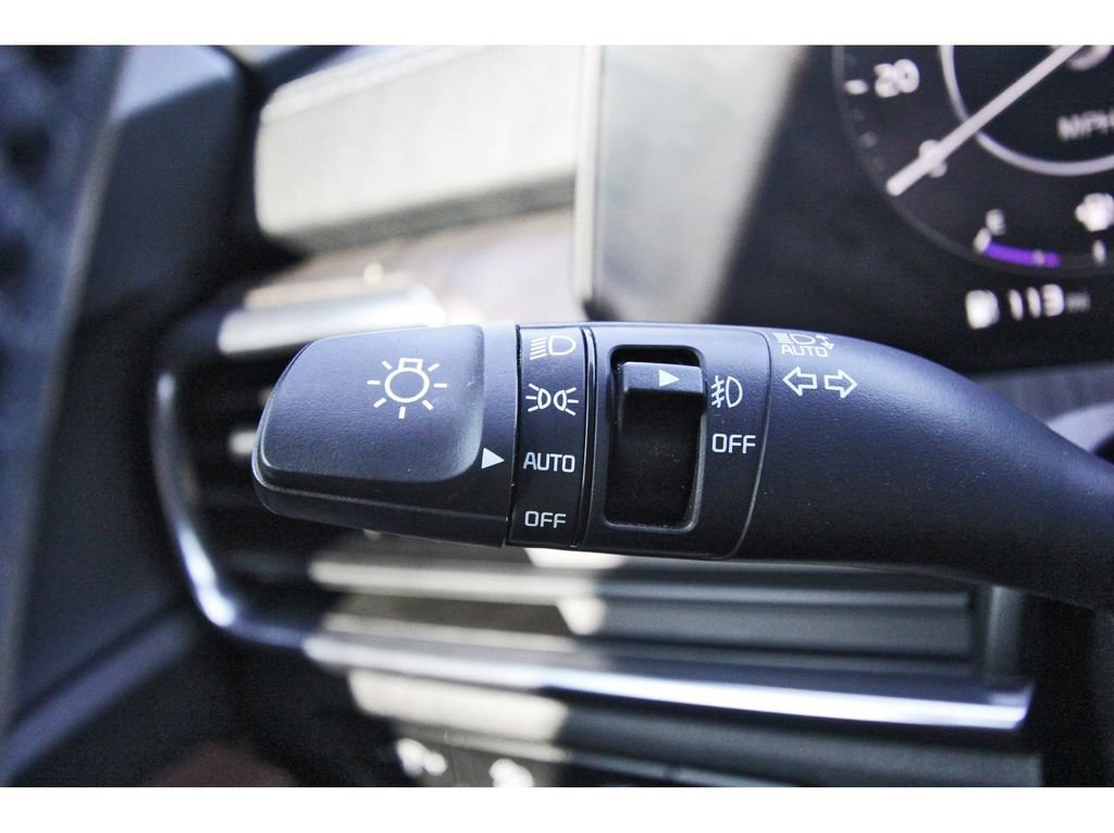 Used 2023 Kia Telluride SX FWD image 17