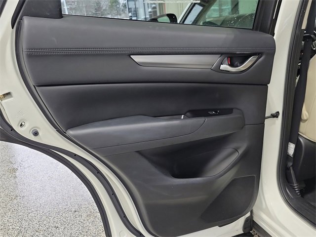 Used 2019 MAZDA CX-5 Touring image 19