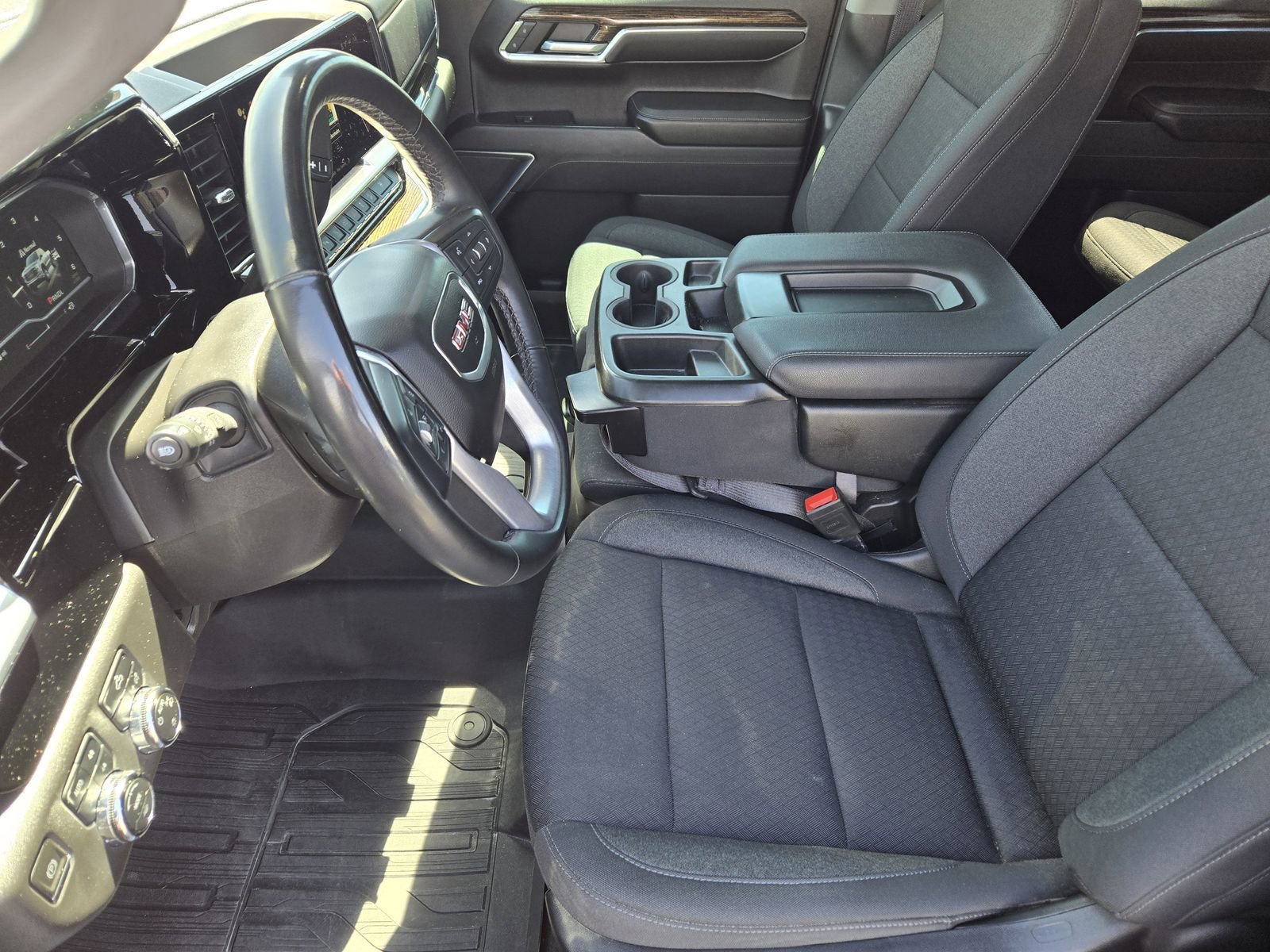 Used 2023 GMC Sierra 1500 SLE image 11