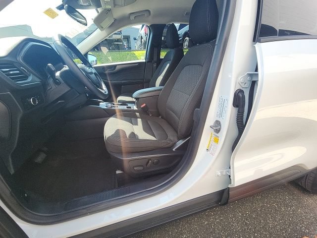 Certified 2024 Ford Escape Active w/ Tech Pack #1 AWD/4WD image 9