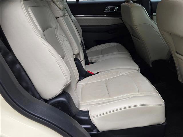 Certified 2018 Ford Explorer Platinum AWD/4WD image 16