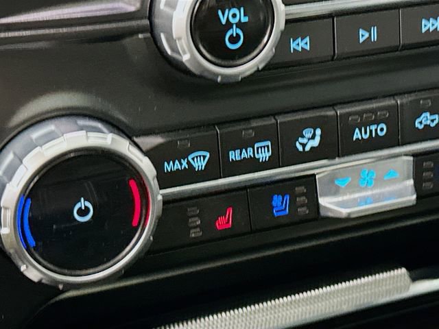 Certified 2023 Ford F150 Lariat w/ Equipment Group 502A High image 29