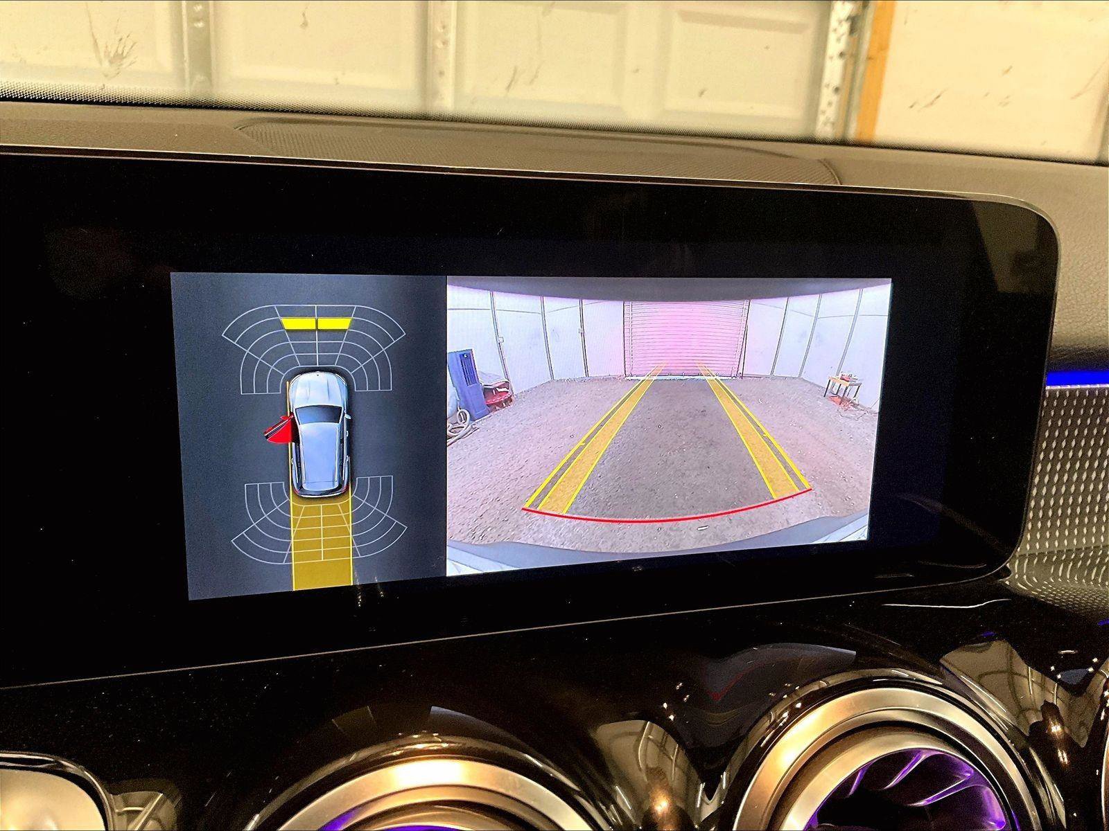 Used 2022 Mercedes-Benz EQB 300 4MATIC image 20