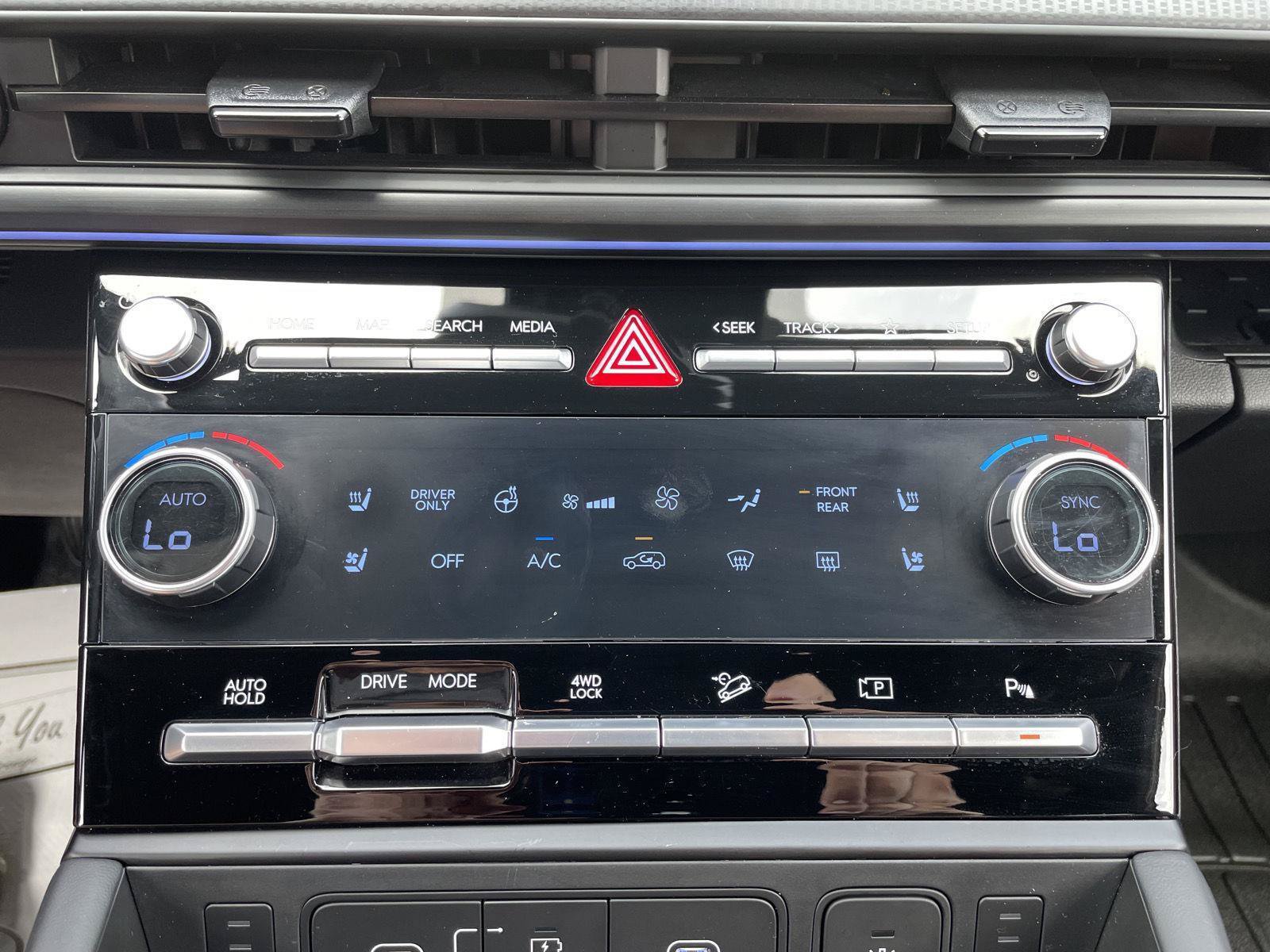 Used 2025 Hyundai Santa Fe Calligraphy AWD/4WD image 28