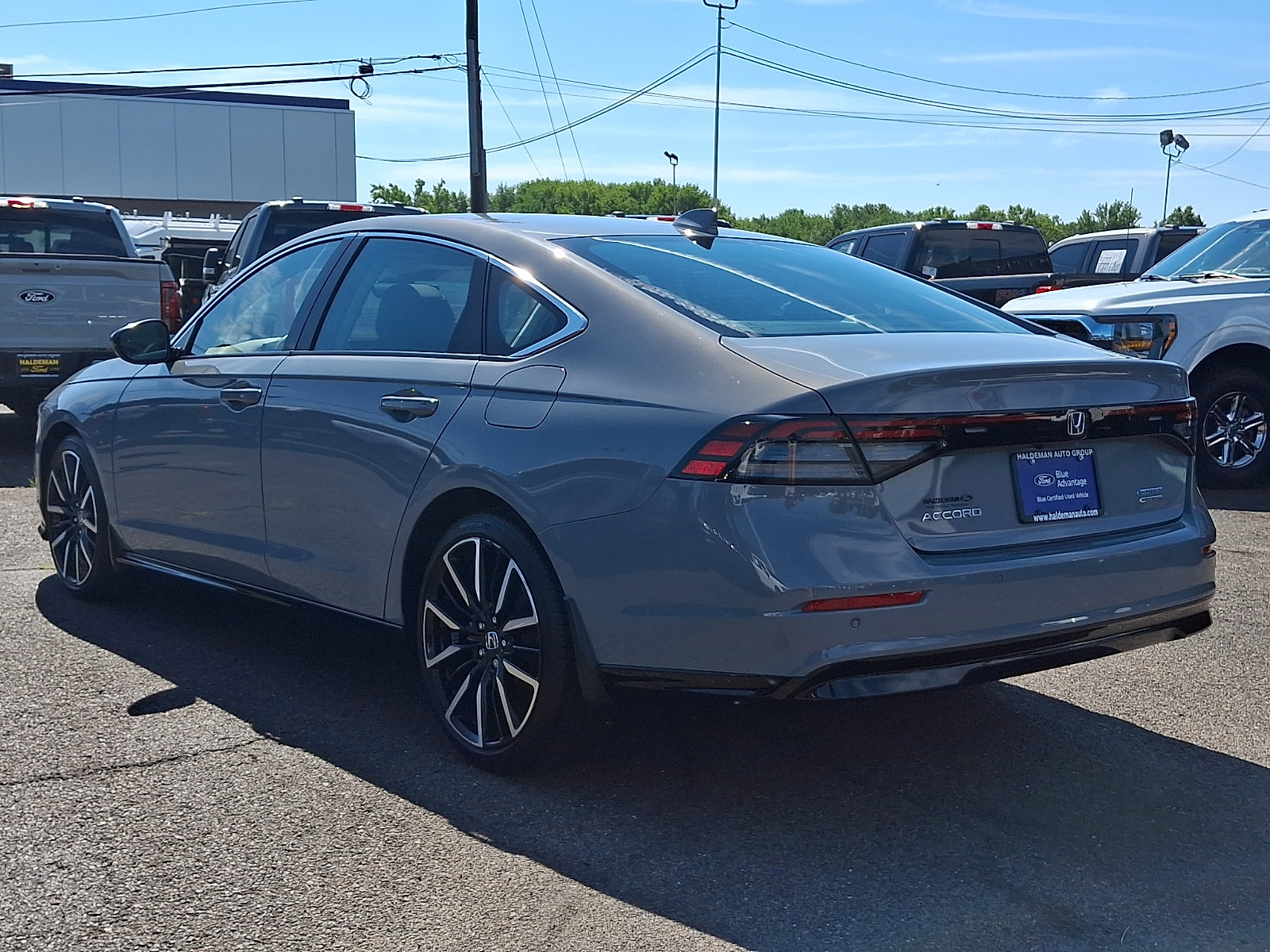 Used 2023 Honda Accord Touring image 5