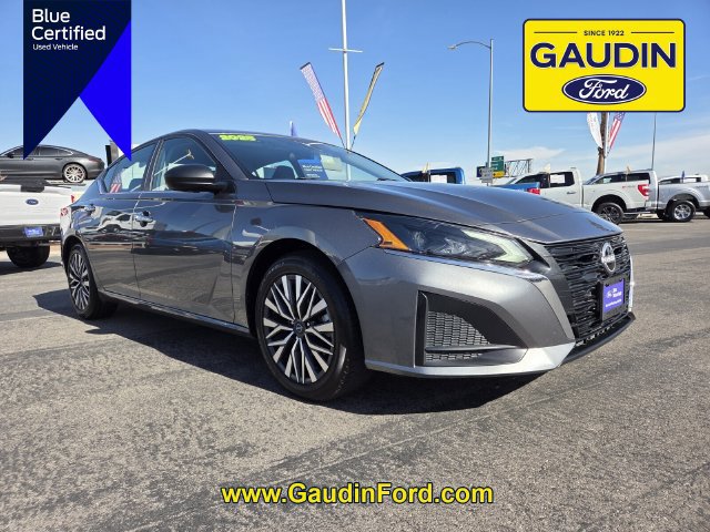 Used 2025 Nissan Altima 2.5 SV