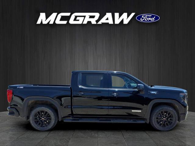 Used 2023 GMC Sierra 1500 Elevation w/ X31 Off-Road Package AWD/4WD image 10