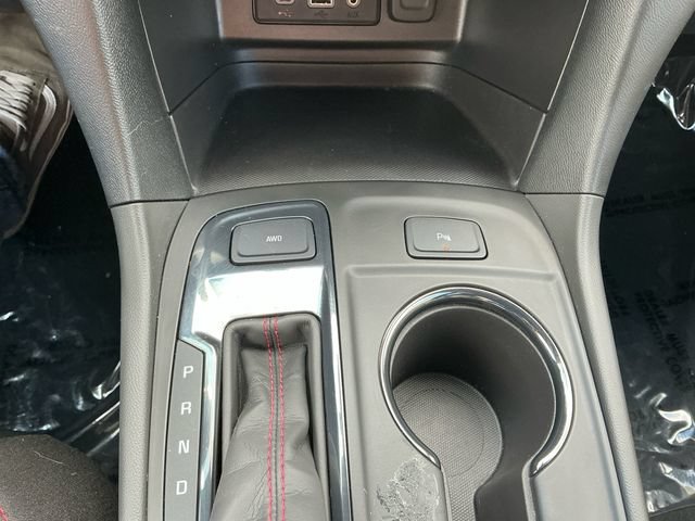 Used 2023 Chevrolet Equinox RS w/ RS Leather Package AWD/4WD image 24