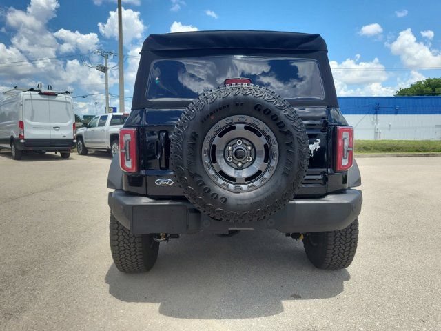 Certified 2025 Ford Bronco Outer Banks w/ Sasquatch Package AWD/4WD image 5