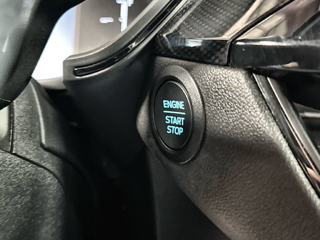 Certified 2025 Ford Escape ST-Line FWD image 23