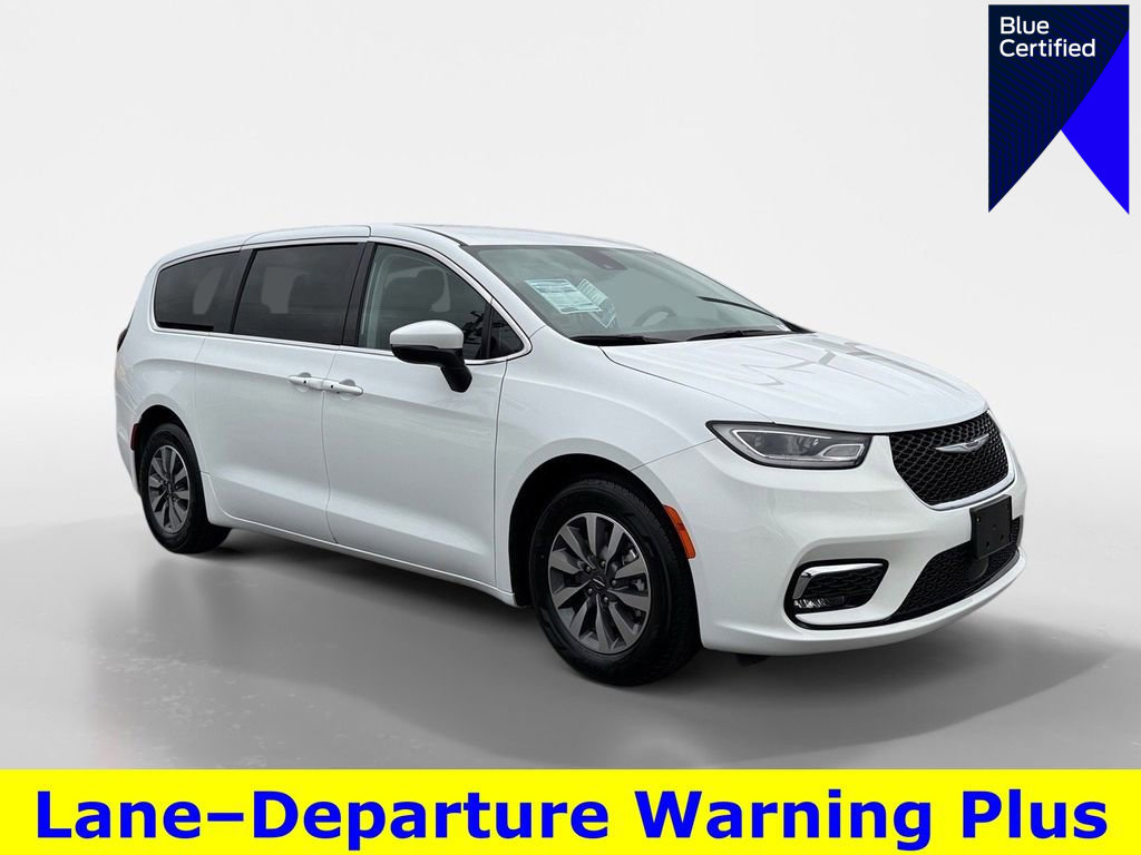Used 2023 Chrysler Pacifica Touring-L