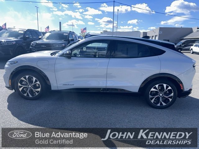 Certified 2021 Ford Mustang Mach-E Premium image 3