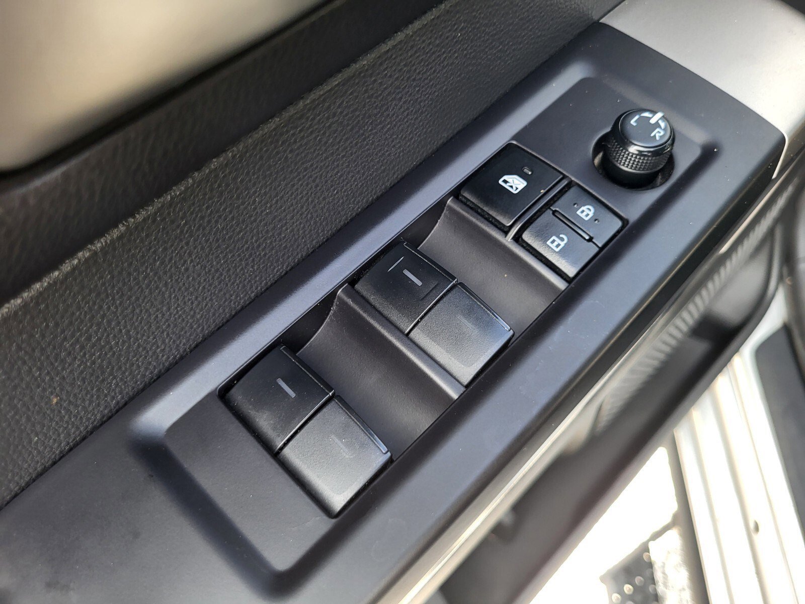 Used 2023 Toyota Tundra SR5 image 18