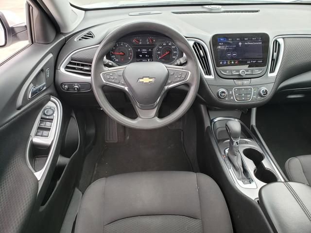 Used 2023 Chevrolet Malibu LT FWD image 18