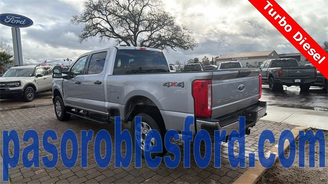 Certified 2024 Ford F250 XLT image 3