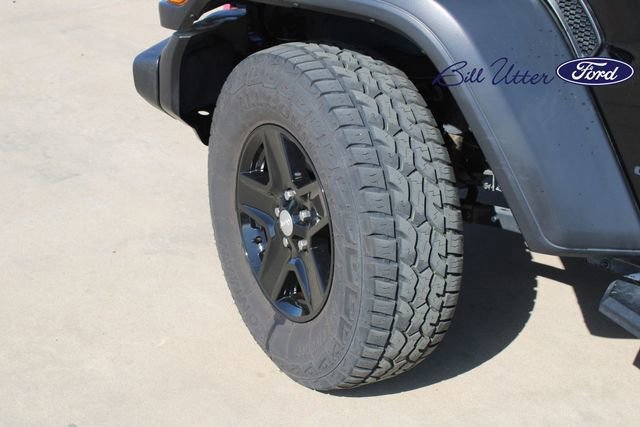 Used 2020 Jeep Gladiator Sport w/ Quick Order Package 24S image 24