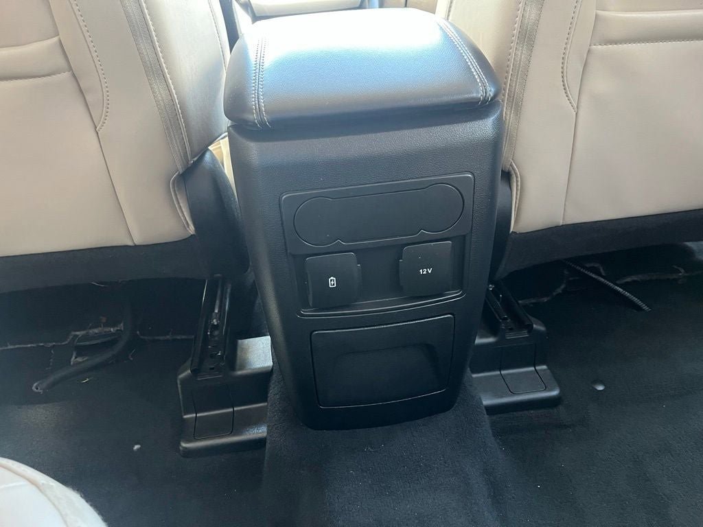 Certified 2022 Ford Explorer XLT w/ Equipment Group 202A AWD/4WD image 15