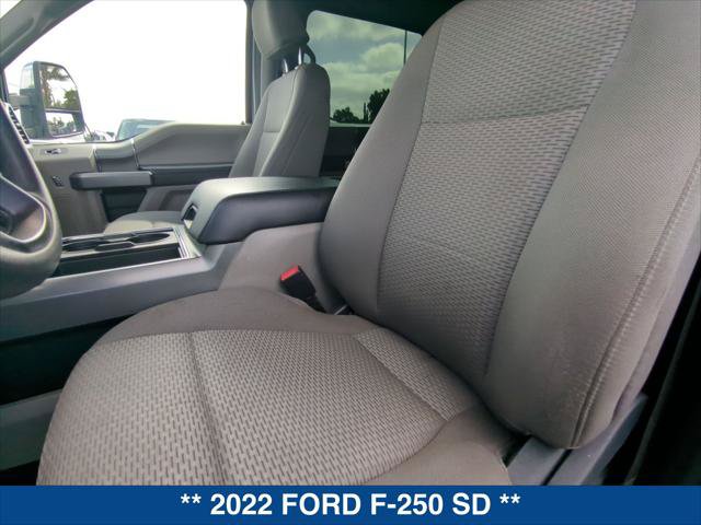 Certified 2022 Ford F250 XLT w/ XLT Premium Package AWD/4WD image 20