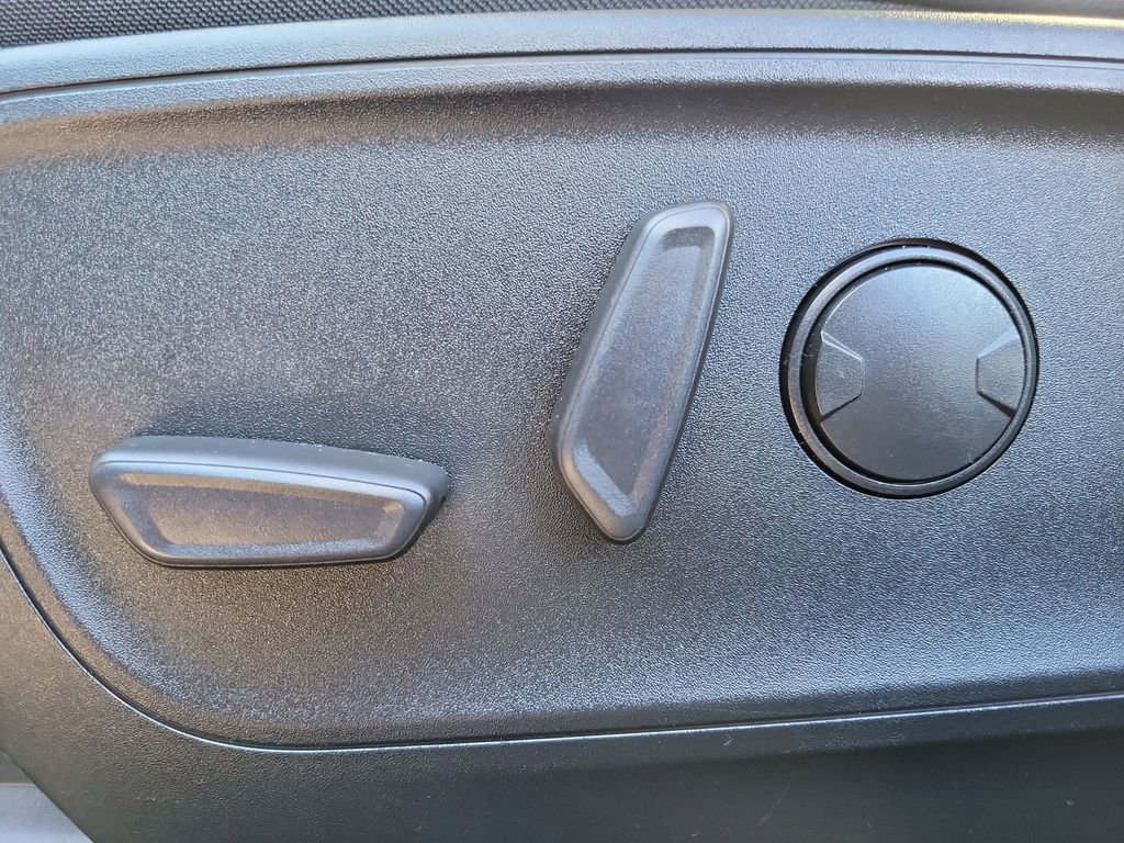 Certified 2020 Ford Escape SEL AWD/4WD image 19